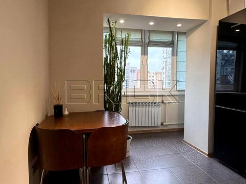 квартира за адресою Олександра Кониського вул., 83/85