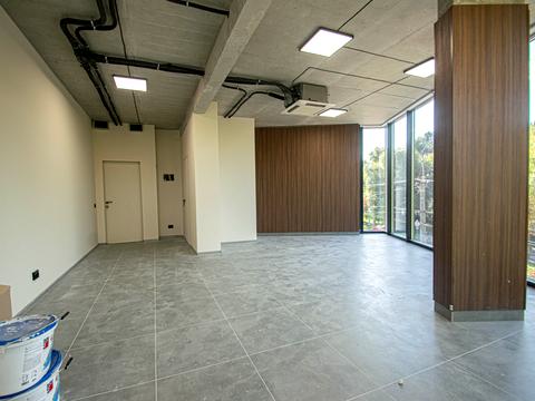 комерційна за адресою Паращука вул., 14