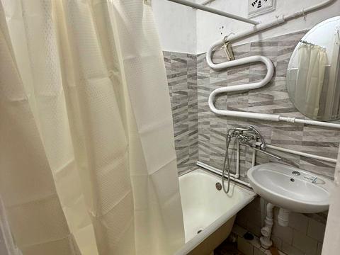 квартира за адресою Кам'янецька вул., 82