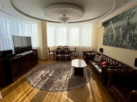 квартира за адресою Київ, Левка Лук'яненка вул. (Маршала Тимошенка), 21