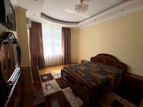 квартира за адресою Київ, Левка Лук'яненка вул. (Маршала Тимошенка), 21