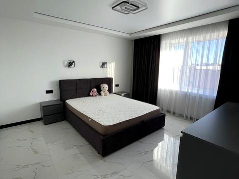 квартира за адресою Патріарха Любомира Гузара вул., 8-А