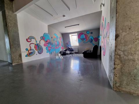 комерційна за адресою Воздвиженська вул., 51-А