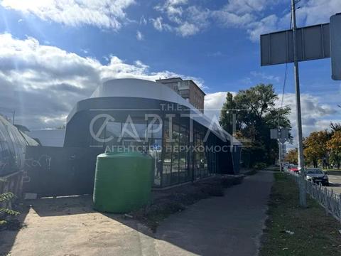 коммерческая по адресу Леонида Каденюка просп. (Юрия Гагарина), 13