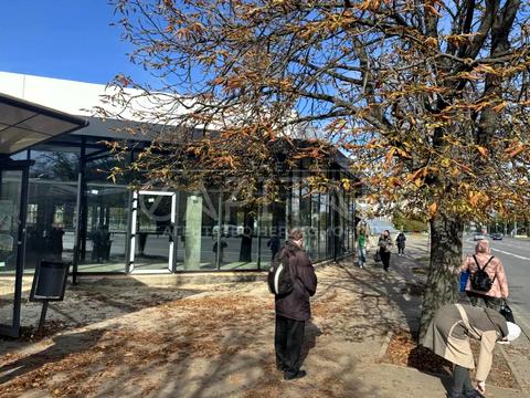 коммерческая по адресу Леонида Каденюка просп. (Юрия Гагарина), 13