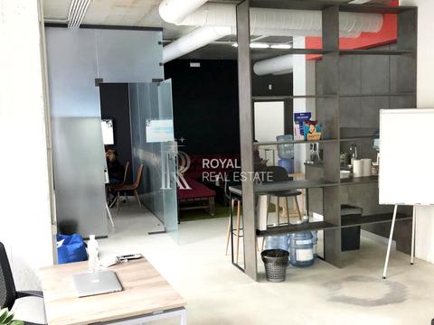 комерційна за адресою Воздвиженська вул., 51-А