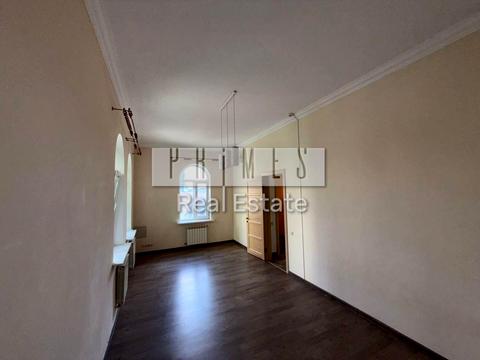 дом по адресу Зверинецкая ул.