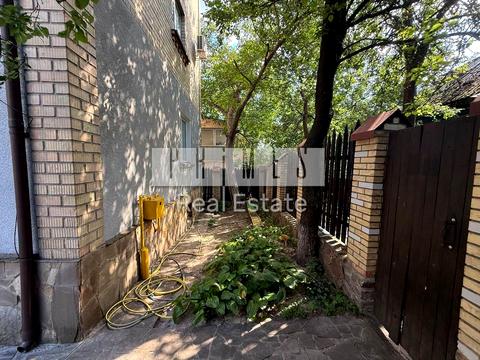 дом по адресу Зверинецкая ул.