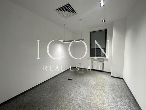 комерційна за адресою Спортивна пл., 1