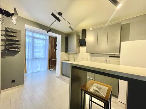 квартира за адресою Амосова вул., 63