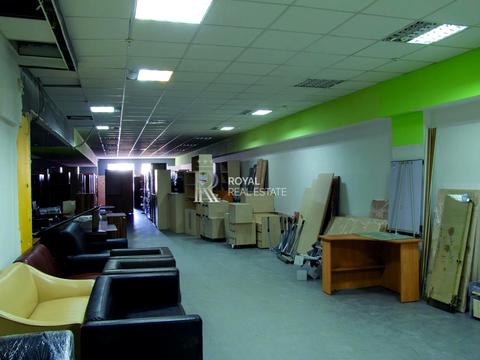 комерційна за адресою Героїв Космосу вул., 4