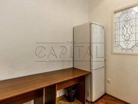 комерційна за адресою Велика Васильківська вул. (Червоноармійська), 47