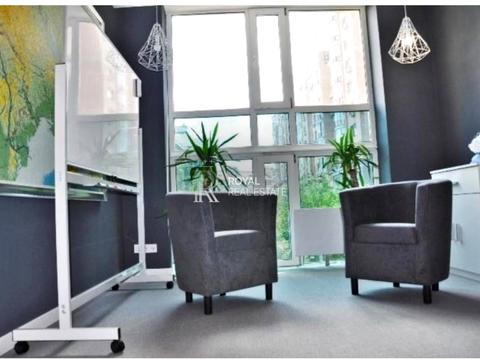 комерційна за адресою Володимира Івасюка просп. (Героїв Сталінграду), 4