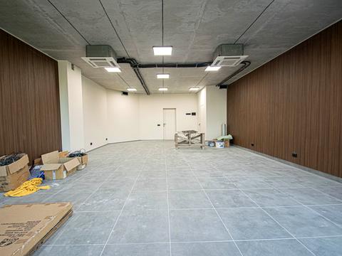 комерційна за адресою Паращука вул., 14