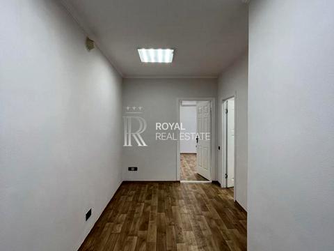 комерційна за адресою Київ, Саксаганського вул., 13/42