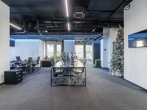 коммерческая по адресу Антоновича ул. (Горького), 74-78