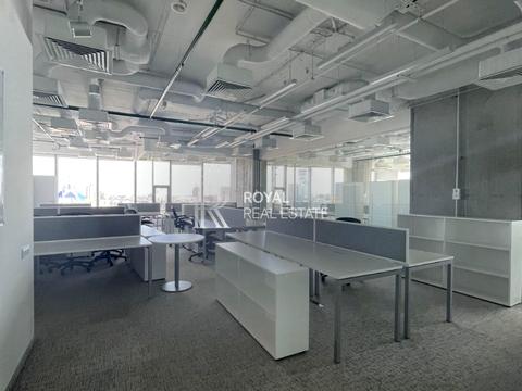 комерційна за адресою Спортивна пл., 1