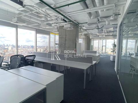 комерційна за адресою Спортивна пл., 1