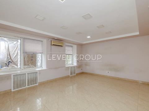 комерційна за адресою Уманська вул., 35