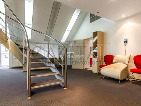 комерційна за адресою Левка Лук'яненка вул. (Маршала Тимошенка), 29