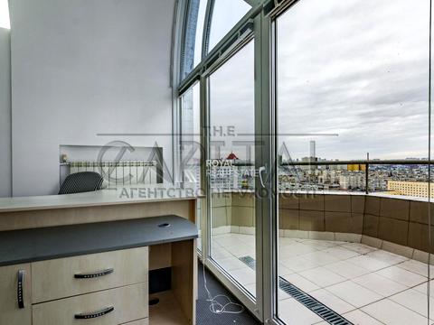 комерційна за адресою Левка Лук'яненка вул. (Маршала Тимошенка), 29