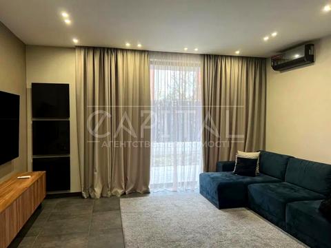 будинок за адресою Богатирська вул., 4-Б