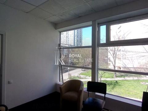 коммерческая по адресу Юрия Ильенко ул. (Мельникова), 5-Б