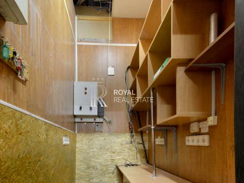 комерційна за адресою Саксаганського вул., 120