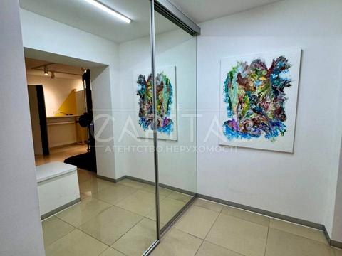 комерційна за адресою Оболонська набережна вул., 14