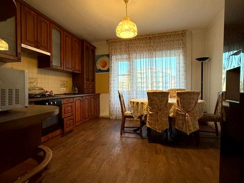 квартира за адресою Чорновола вул., 68