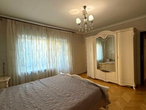 квартира за адресою Чорновола вул., 68