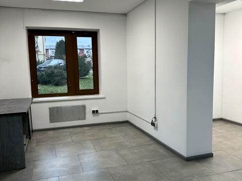 комерційна за адресою Павла Тичини вул., 2-А