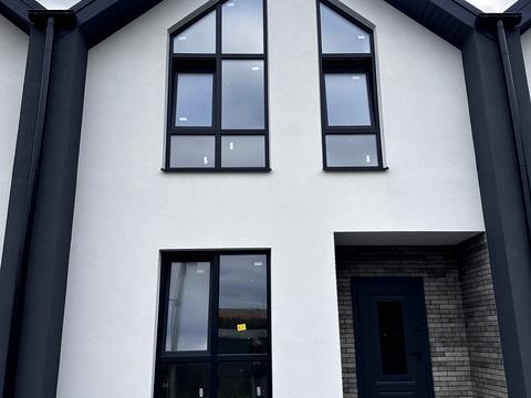 будинок за адресою Андрія Шептицького