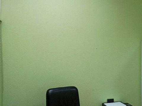 комерційна за адресою Почайнинська вул., 70