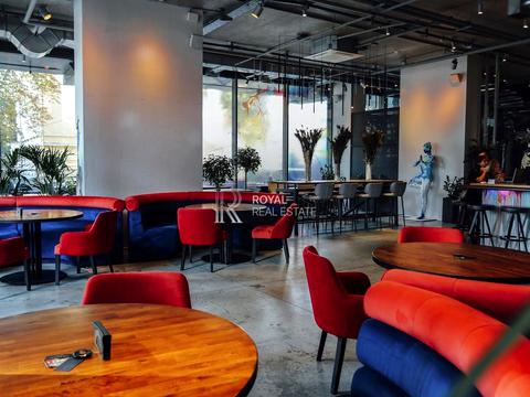 коммерческая по адресу Антоновича ул. (Горького), 81