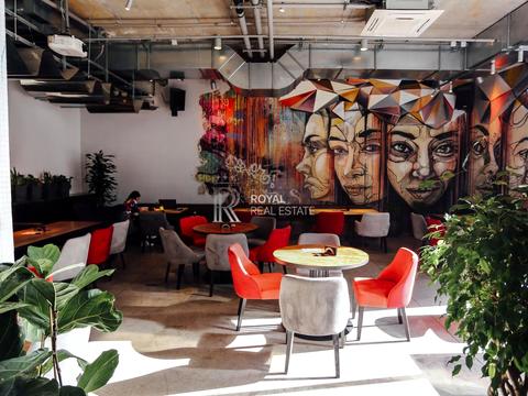 коммерческая по адресу Антоновича ул. (Горького), 81