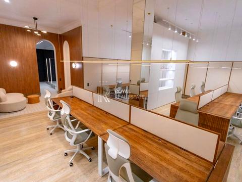 комерційна за адресою Саксаганського вул., 58