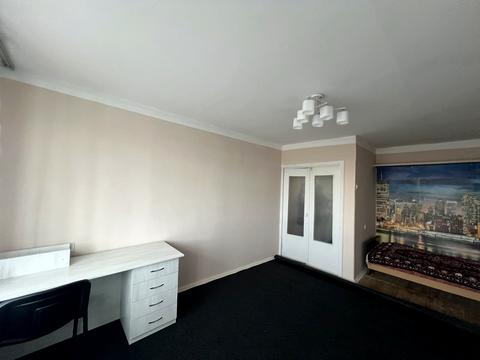 квартира по адресу Келецкая ул., 83