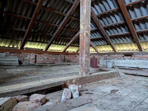 будинок за адресою Вишнева