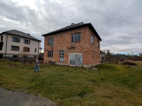 будинок за адресою Вишнева