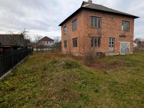 будинок за адресою Вишнева