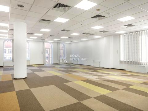 коммерческая по адресу Жилянская ул., 75