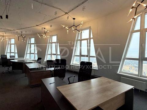 коммерческая по адресу Кловский спуск (Кловський), 7