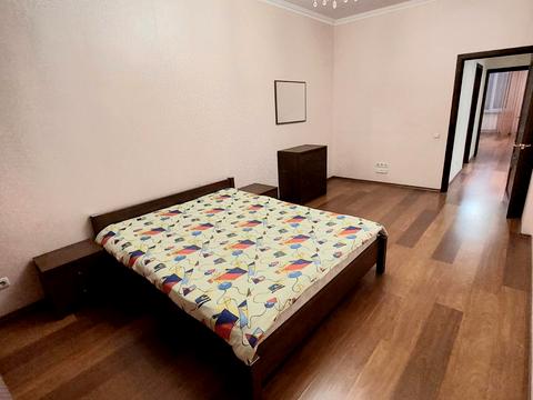 квартира за адресою Срібнокільська вул., 14-А