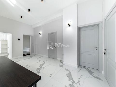 комерційна за адресою Круглоуніверситетська вул., 22