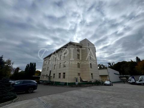 коммерческая по адресу Науки просп., 1