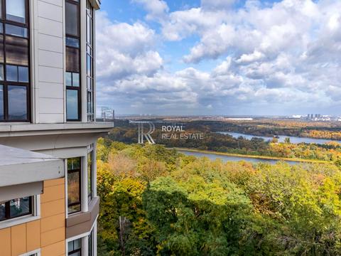 комерційна за адресою Михайла Грушевського вул., 9