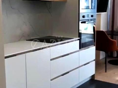 квартира за адресою Зарічна вул., 2