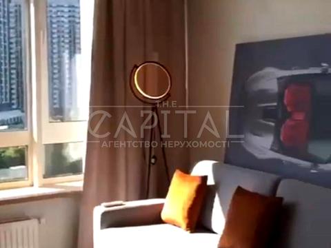 квартира за адресою Зарічна вул., 2