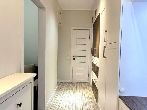 квартира за адресою Братська вул., 12